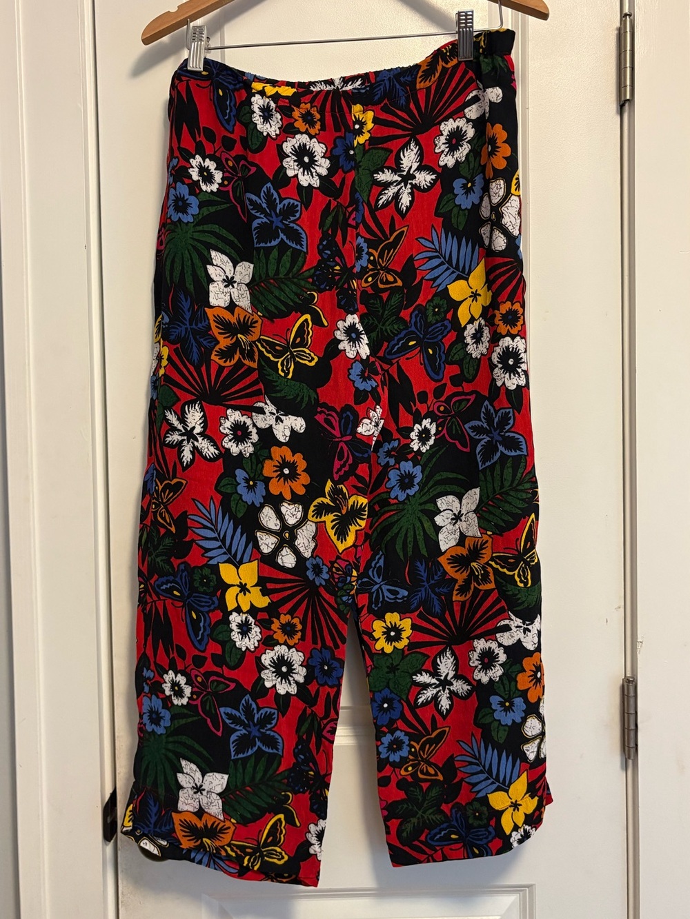 Chico’s Vintage Floral Print Pants